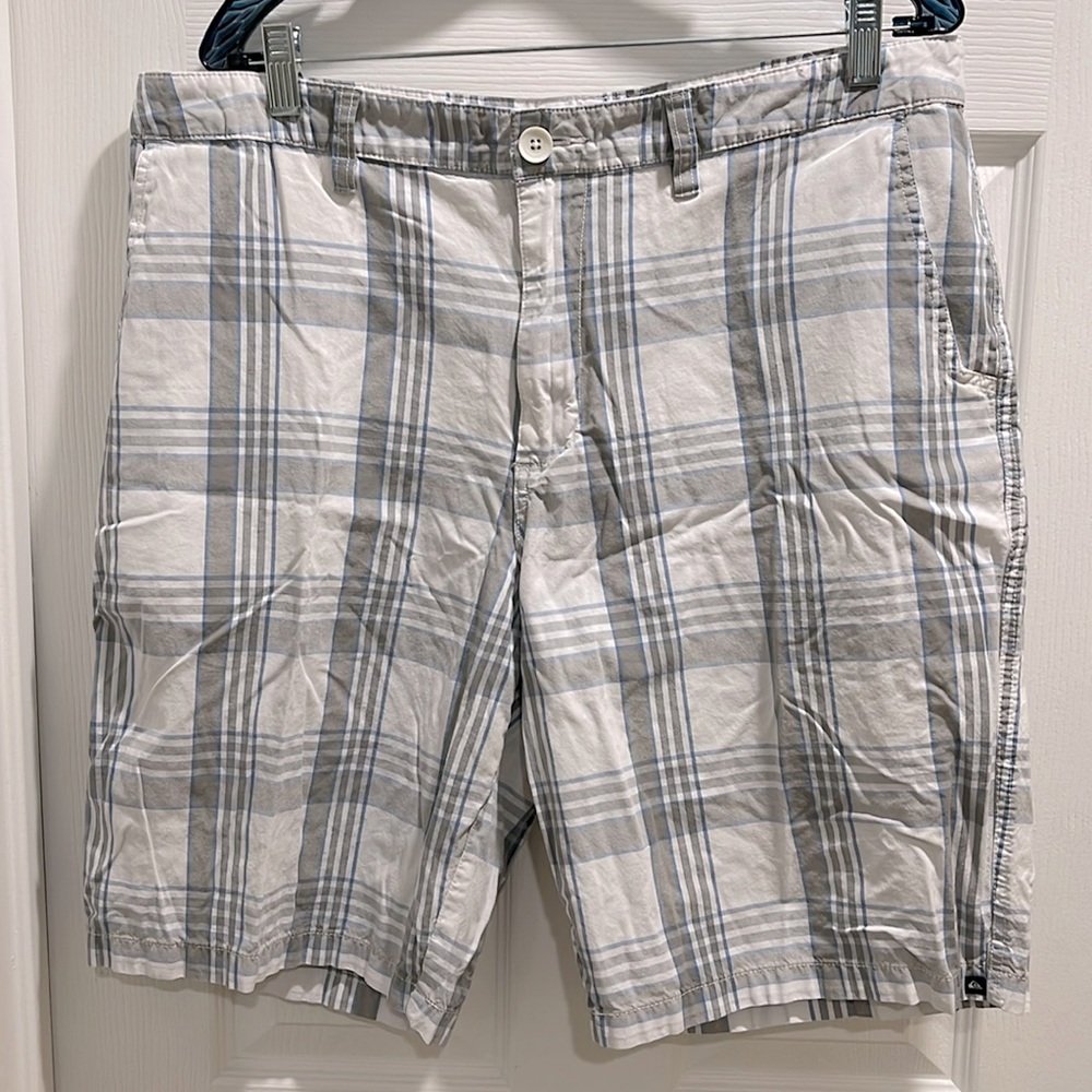 Quicksilver casual shorts